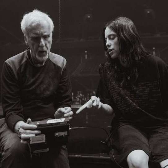 Billie Eilish diventa cinema: James Cameron firma il nuovo film-concerto