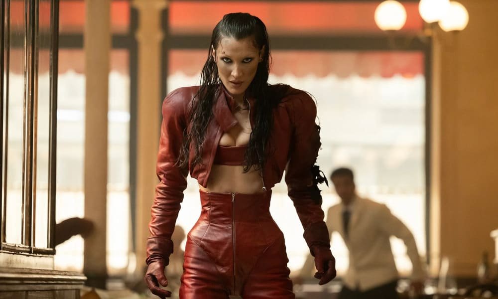 Bella Hadid nel primo episodio di The Beauty