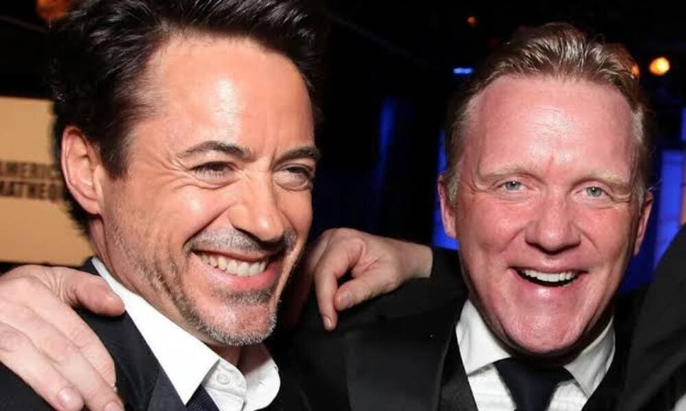Robert Downey J.