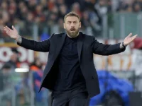 De Rossi perplesso 1