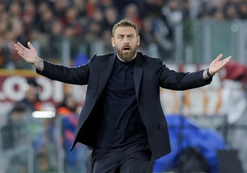 De Rossi perplesso 1