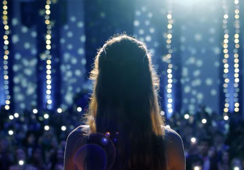 Carrie, dal film di De Palma alla serie di Flanagan